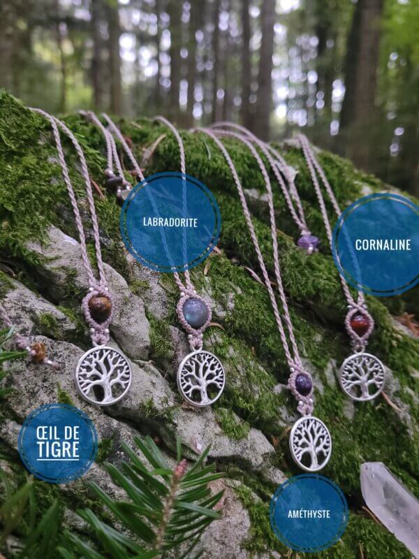 Collier Arbre de Vie, avec un doux fil gris beige et 4 pierres au choix