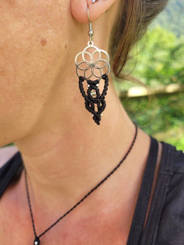 Boucle d'oreille Graine de vie – Image 3